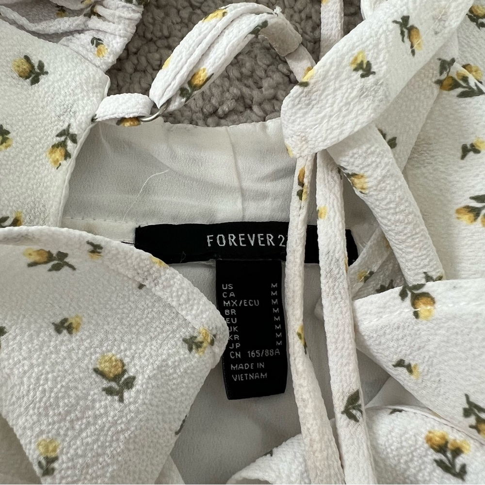 5 Medium Dresses - image 5